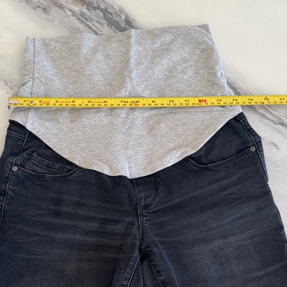 THYME Classic Black Maternity Jeans - size S - Picture 3 of 8
